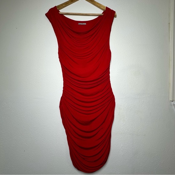 H&M BodyCon Ruched Dress, Red in Size S - Picture 2 of 10